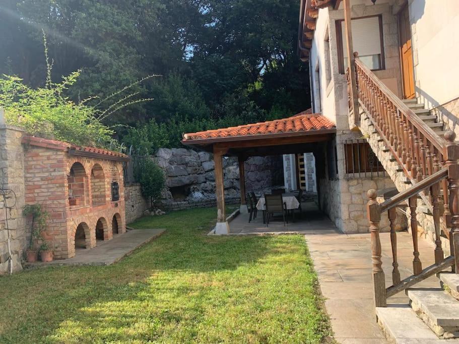 Casa Con Amplio Jardin En Pechon Villa Ngoại thất bức ảnh