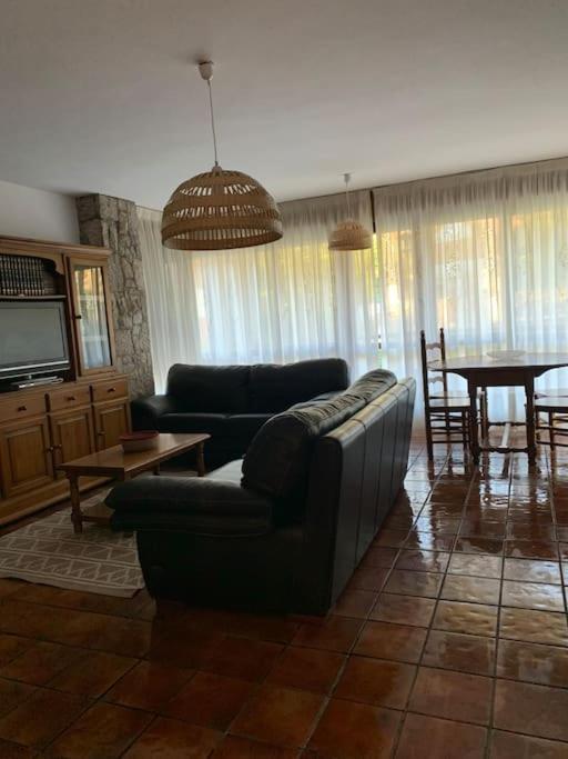Casa Con Amplio Jardin En Pechon Villa Ngoại thất bức ảnh